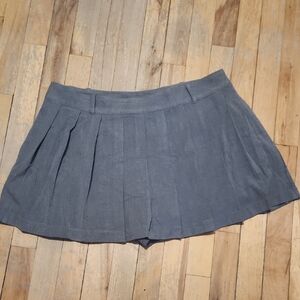 Gap Mini Pleated Skory
